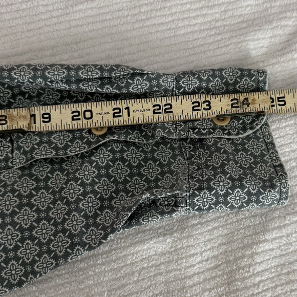 J.Crew VTG Men's M Button Down Cotton Shirt Gray White Geometric Print Hong Kong - Picture 7 of 9